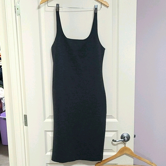 Zara Trafaluc - Picture 1 of 4